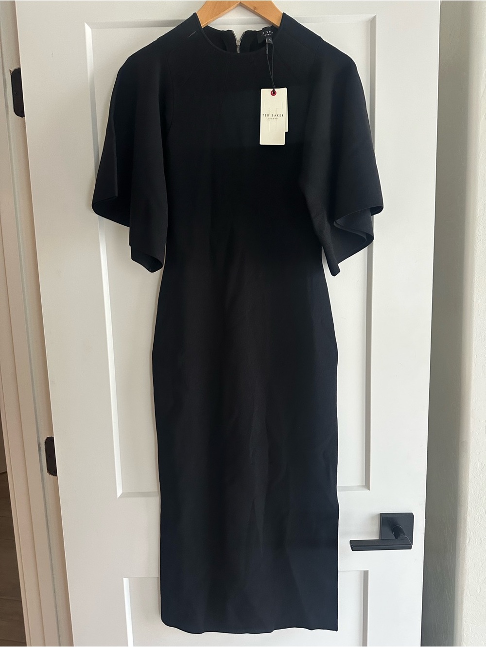 NWT Ted Baker Fluted Sleeve Knitted Body Con Midi Dress Size 2